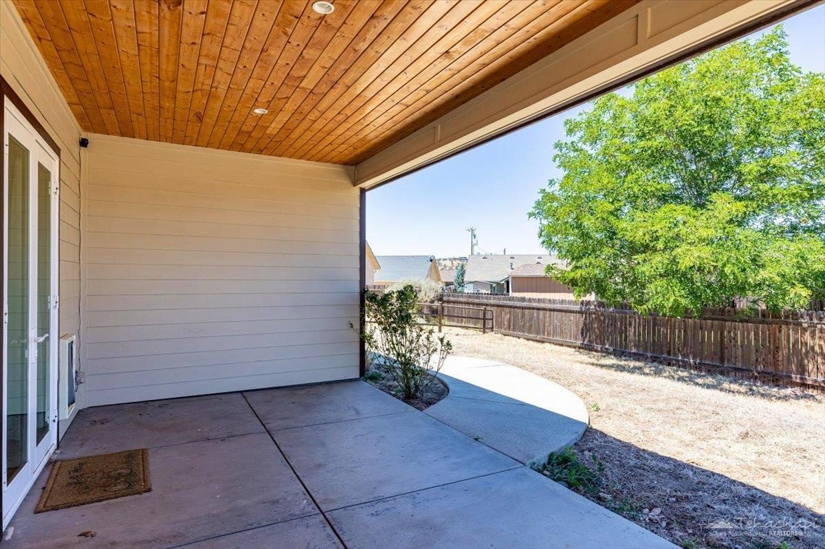 18211 Sulky Ln property photo 34