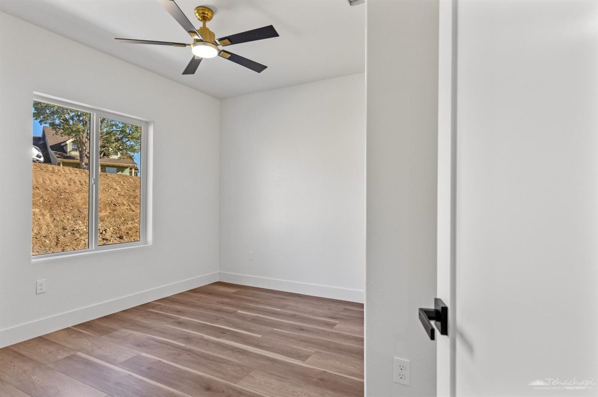 21204 Stage Dr property photo 15