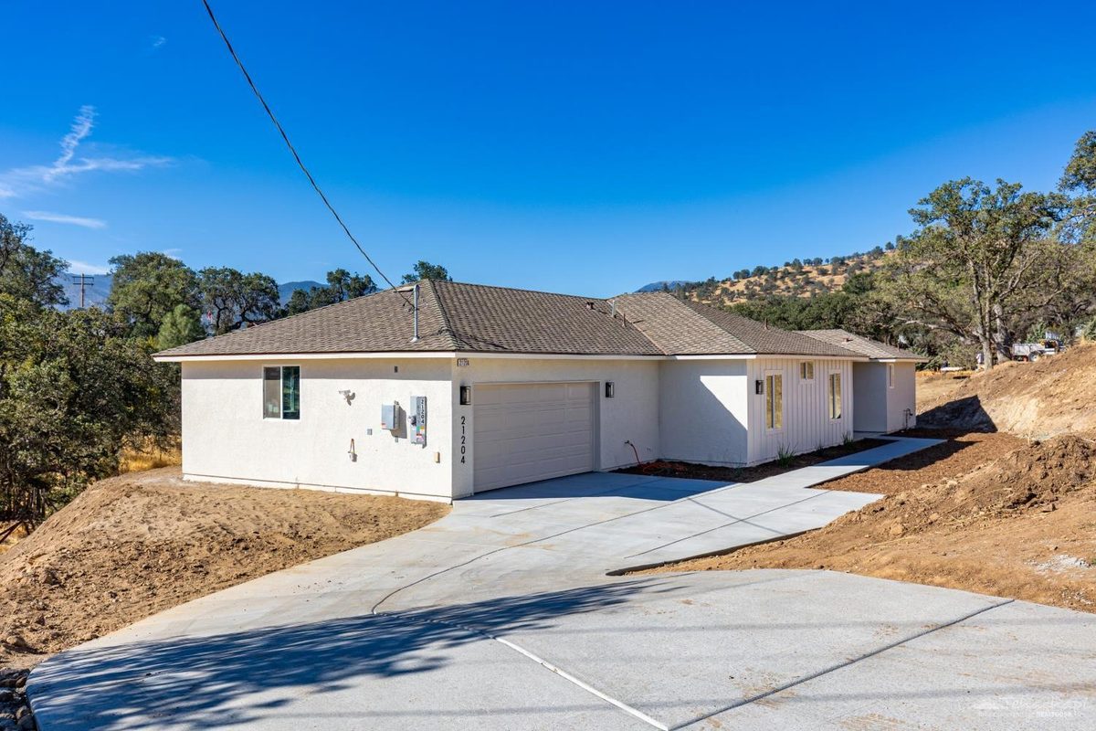 21204 Stage Dr property photo 20