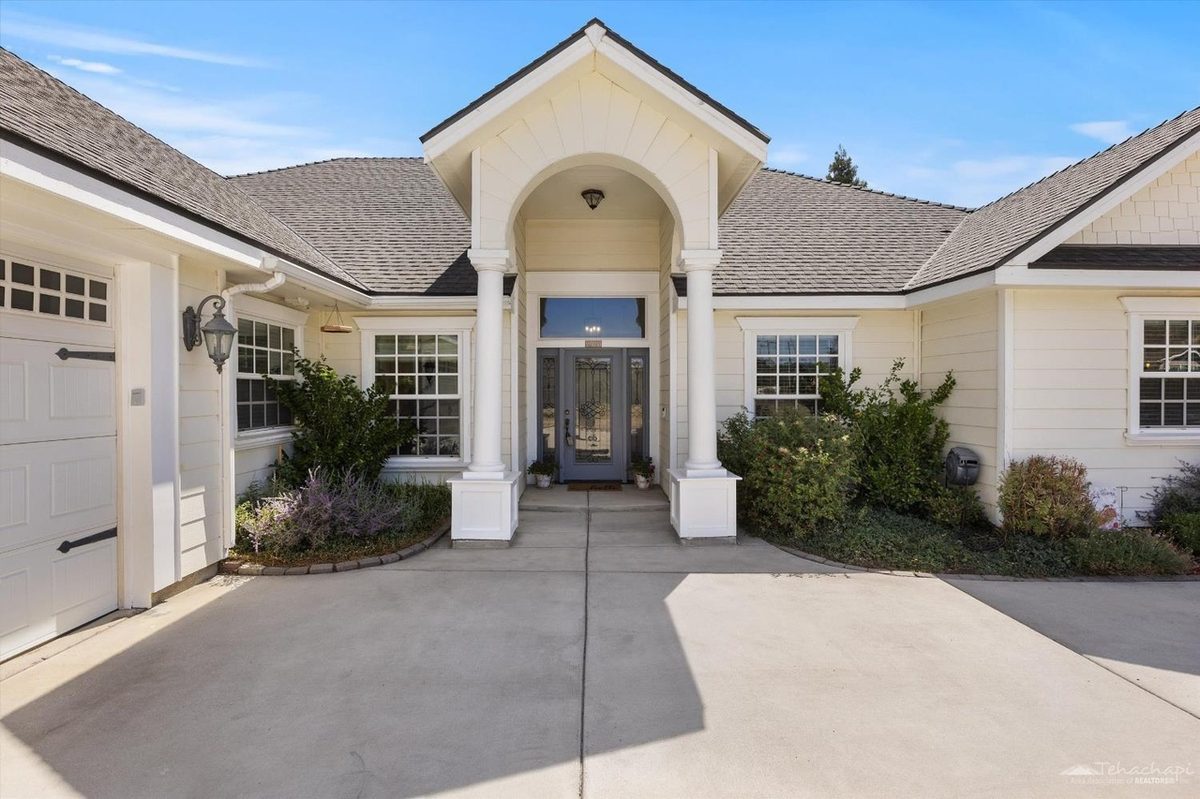 28211 Seabiscuit Way property photo 8