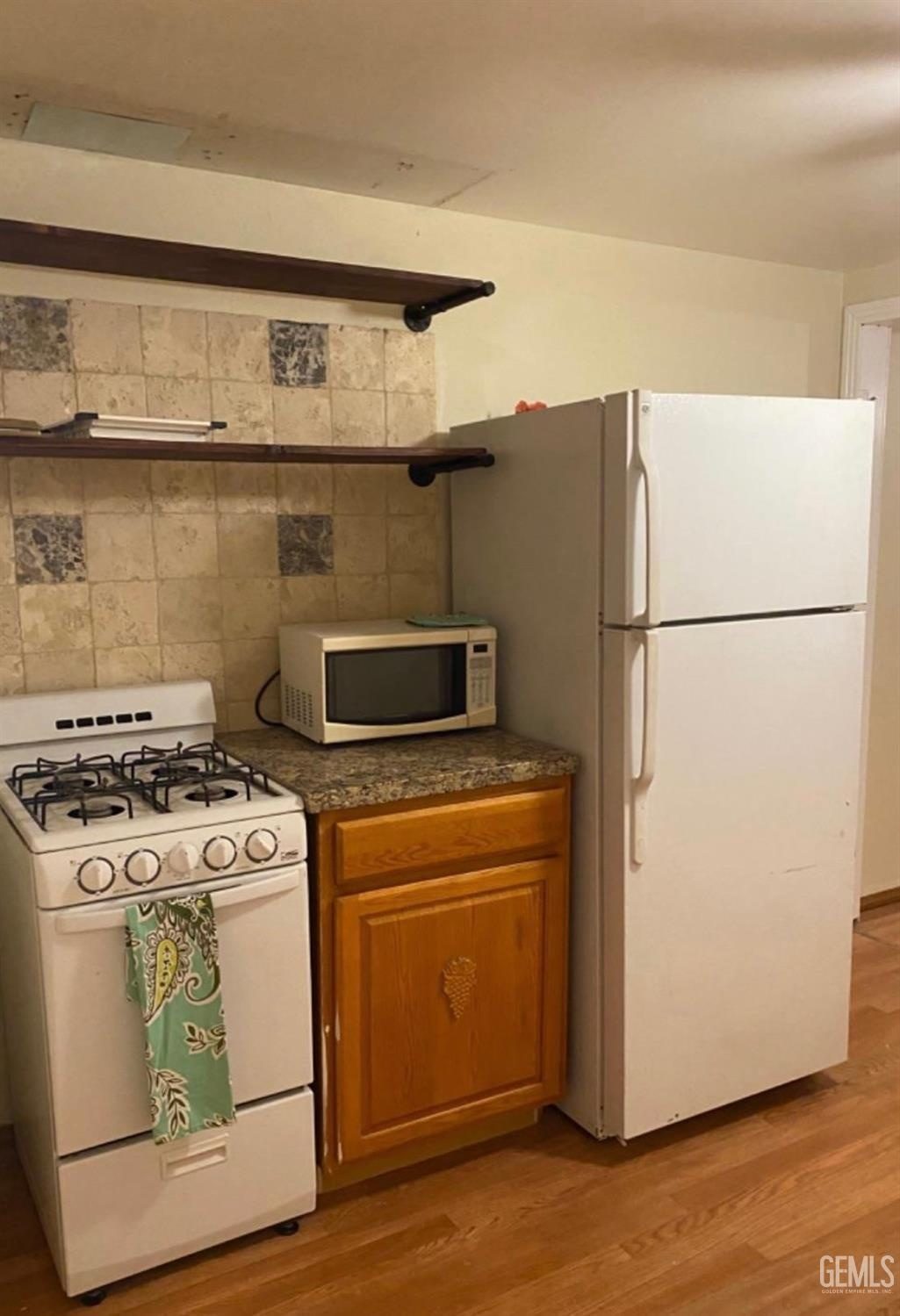 3109 Mount Vernon Ave property photo 21