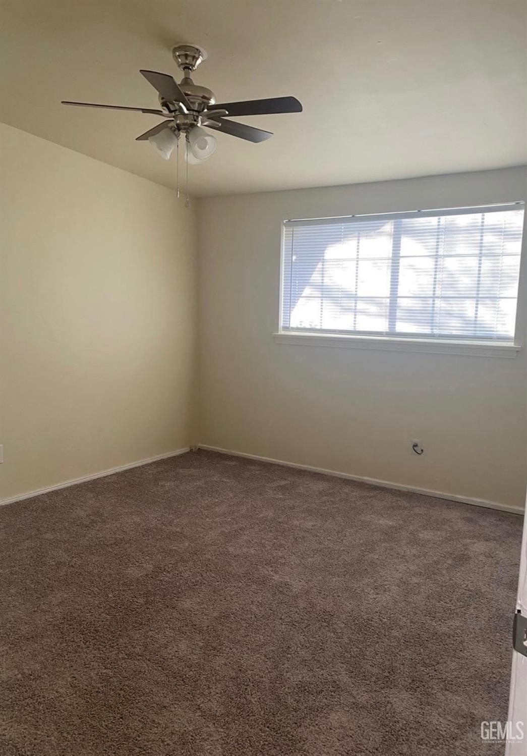 3109 Mount Vernon Ave property photo 9