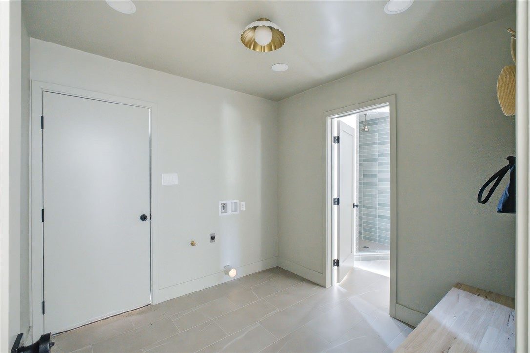 958 Fairway Dr property photo 35